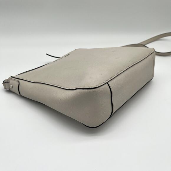 MICHAEL KORS Jet Set Large Saffiano Leather Messenger Bag - Picture 6 of 10